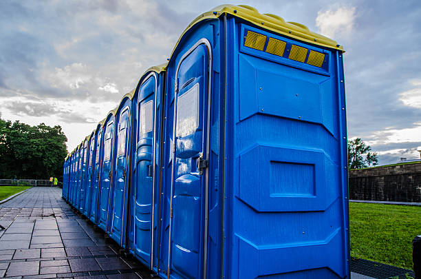 Porta potty delivery and setup in Niverville, NY